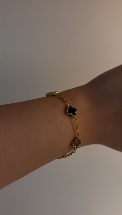 Clove bracelet