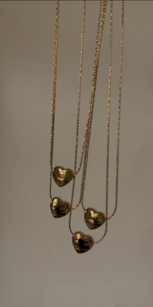 Dainty heart necklace